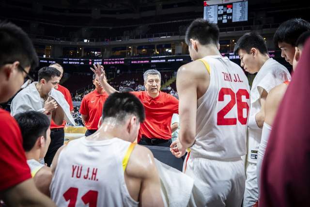 Bet365体育-最新排名！日本领跑，韩国第2，中国男篮2胜2负第3，再赢1场出线